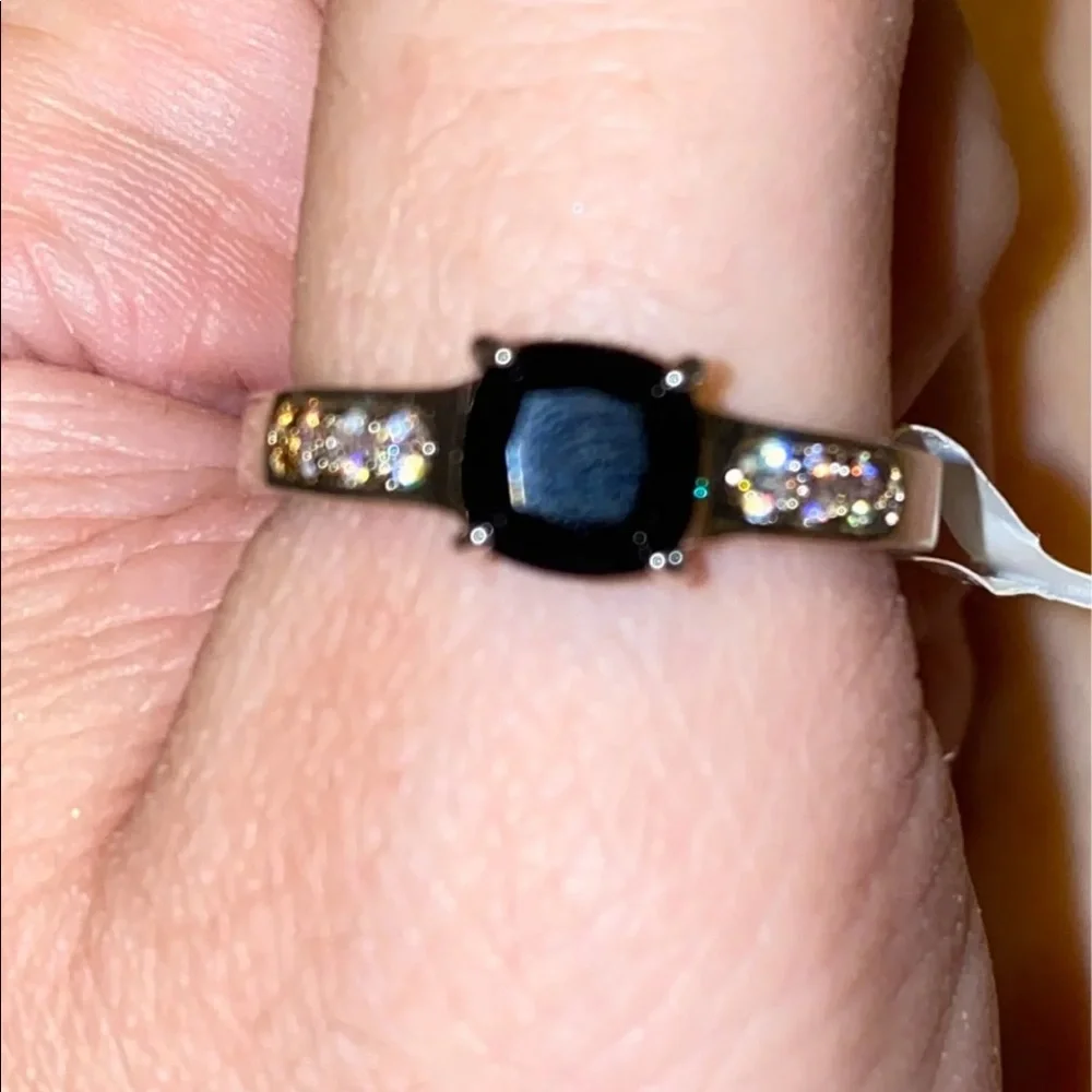 🚨ALL RINGS BUY ONE GET ONE HALF OFF OF EQUAL OR LESSER VALUE Ring size 10 - Picture 2 of 2